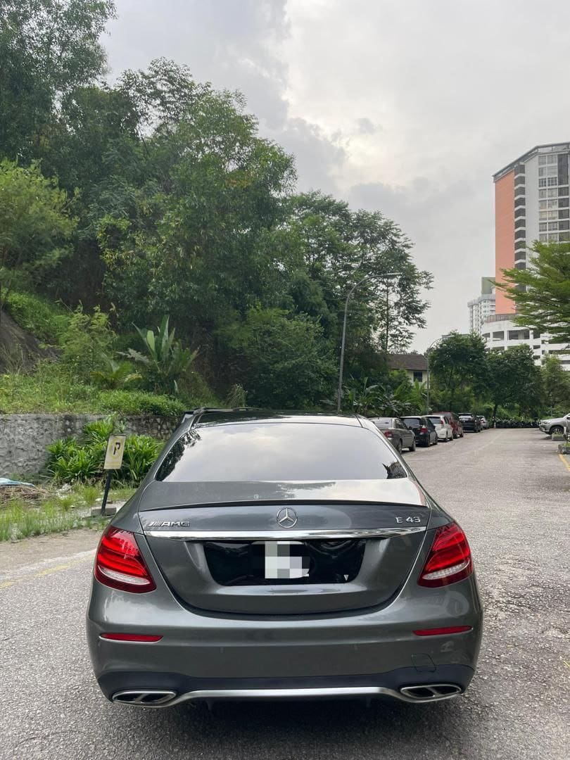 303842a9-e78a-4025-bb61-497889658442