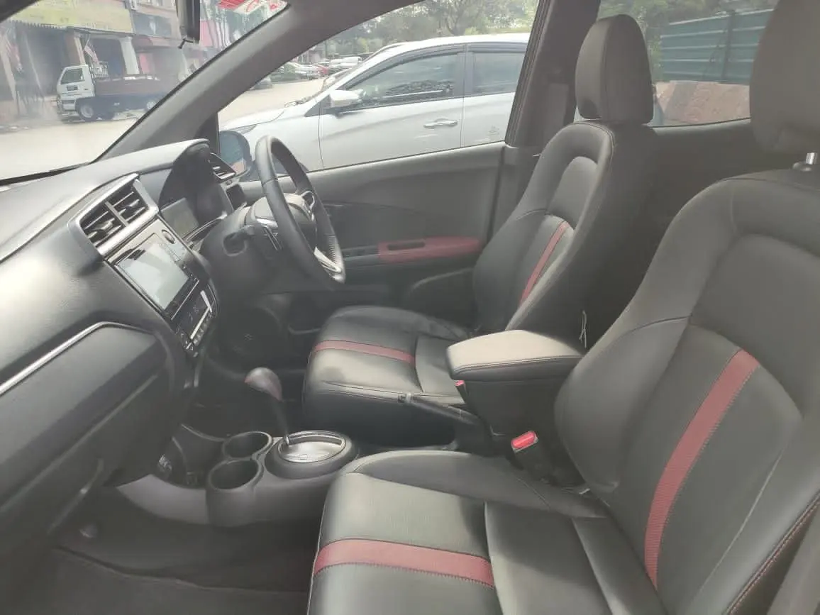 MPV Rental Honda BRV