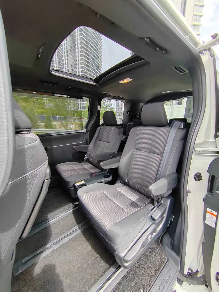 7 Seater MPV for Rent