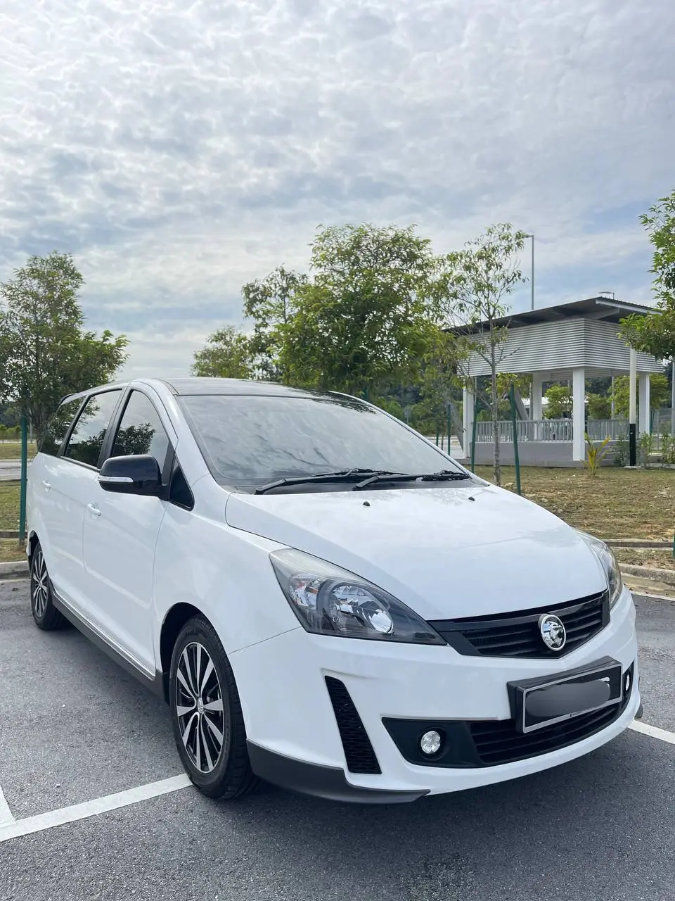 Sewa Proton Exora