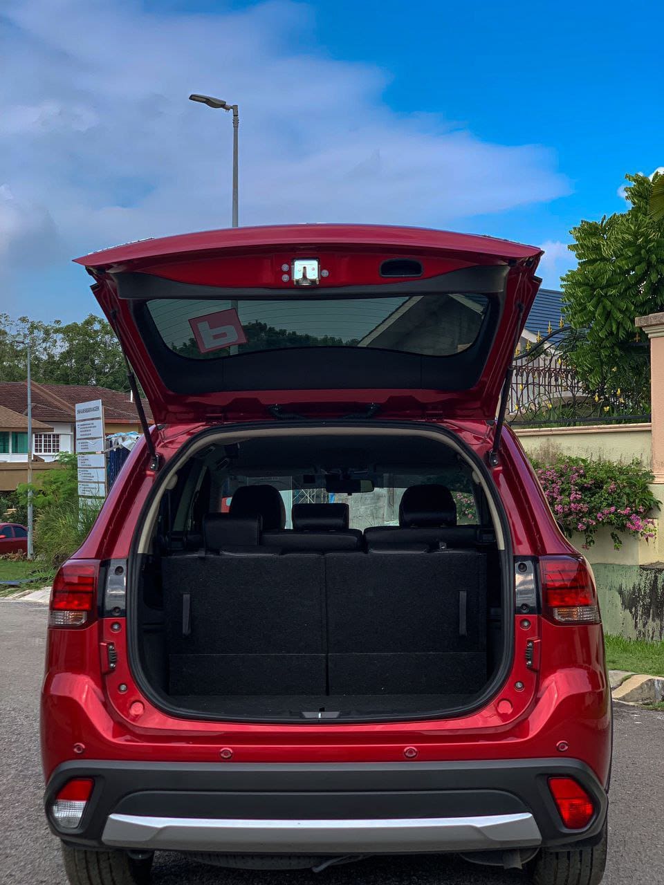 e70d8268-47b3-4007-91d4-cc10242433e2