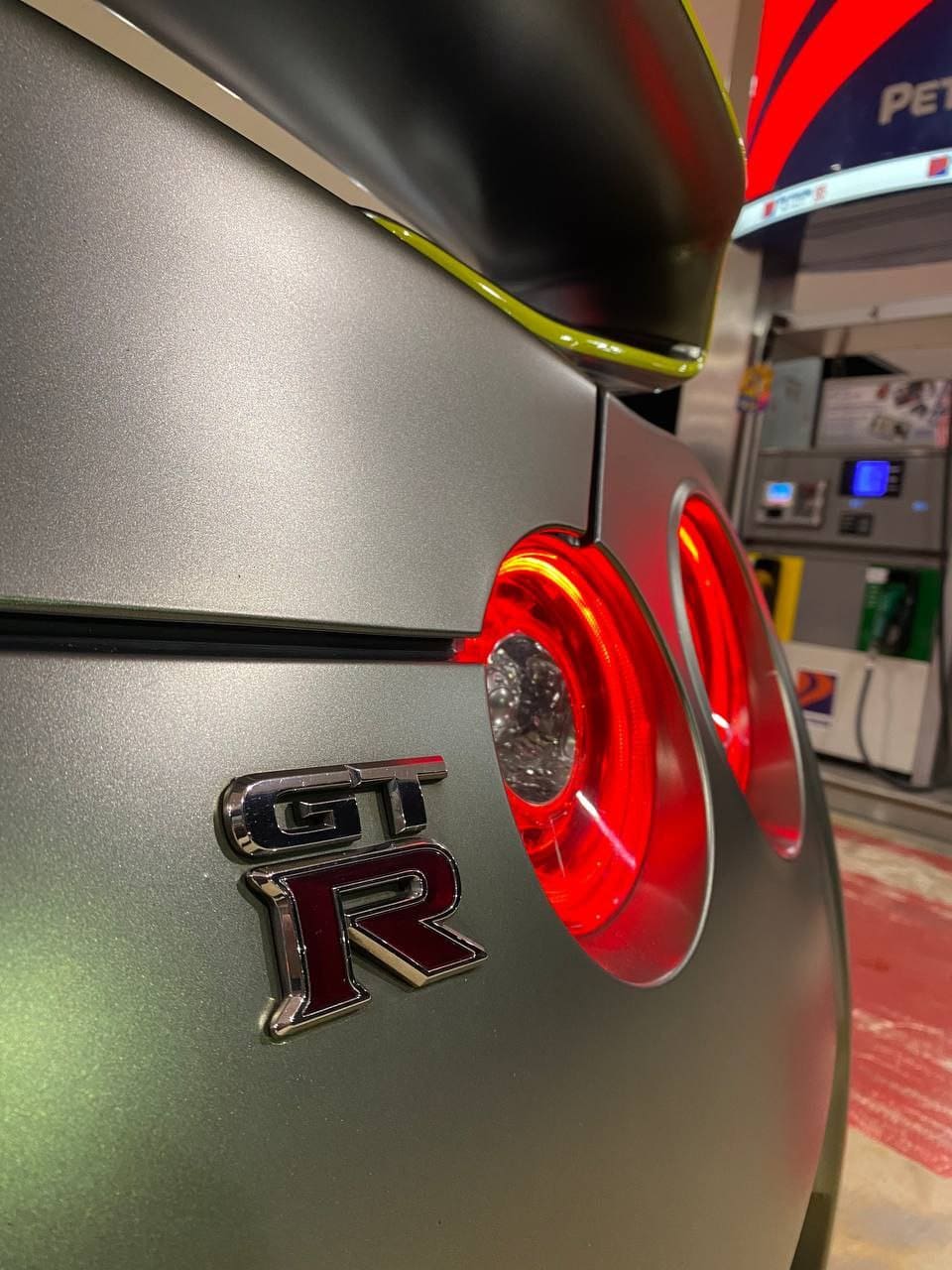 13eb8fbd-36fe-40ab-8e79-611aef478019