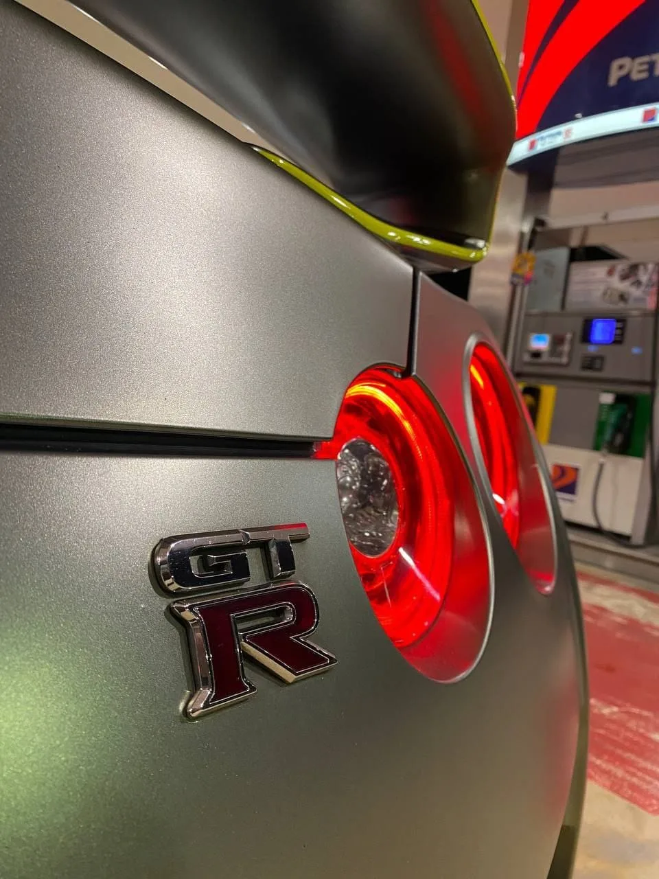 13eb8fbd-36fe-40ab-8e79-611aef478019