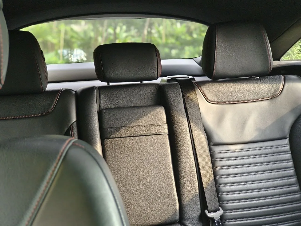 98252361-9400-49ac-a9d5-90254b545bf4