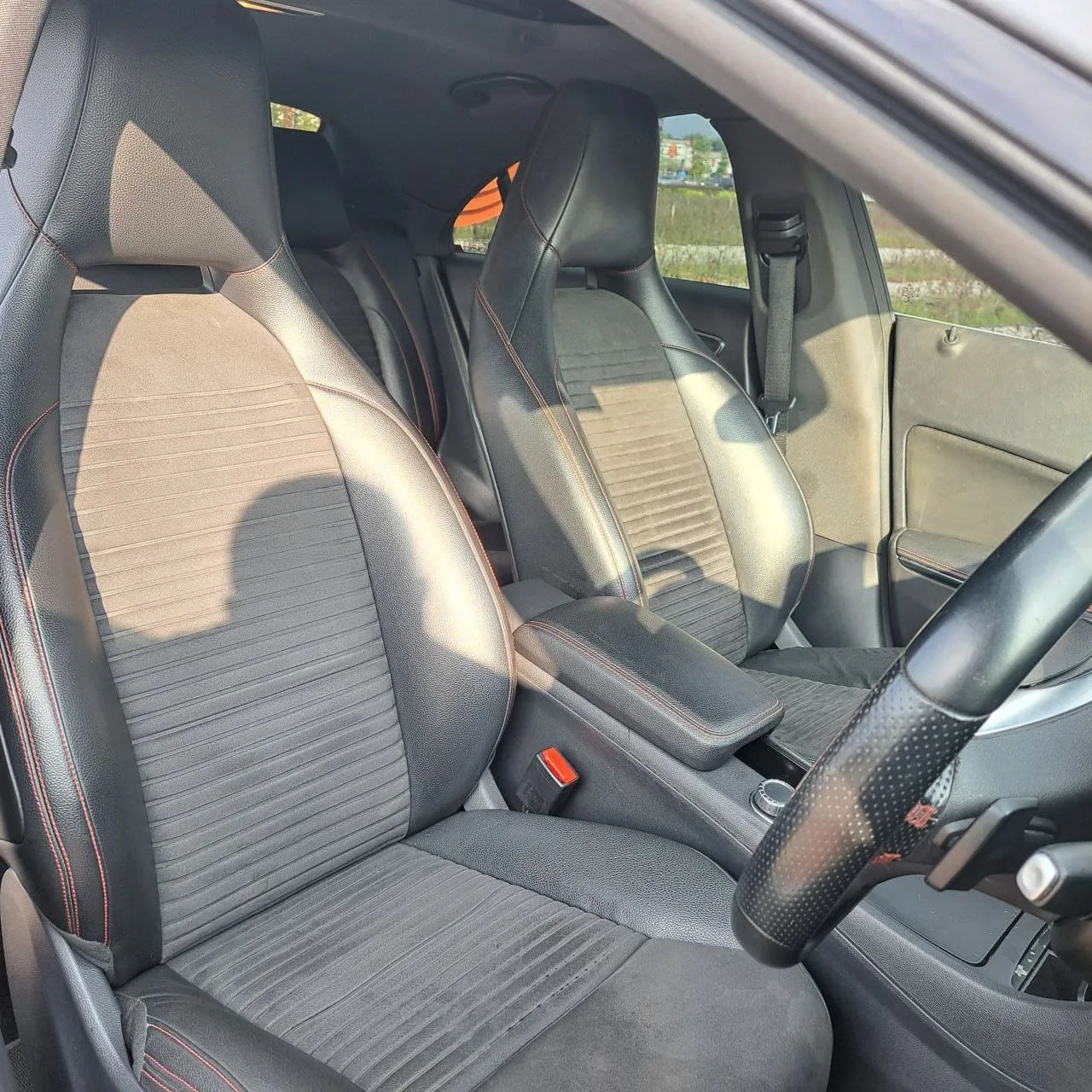 a299424b-c3bd-4ec1-a6c7-2115fd95a99d