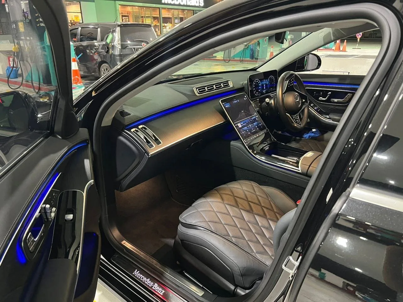 a7070e04-7d6e-4129-8ccf-3025438dba6d