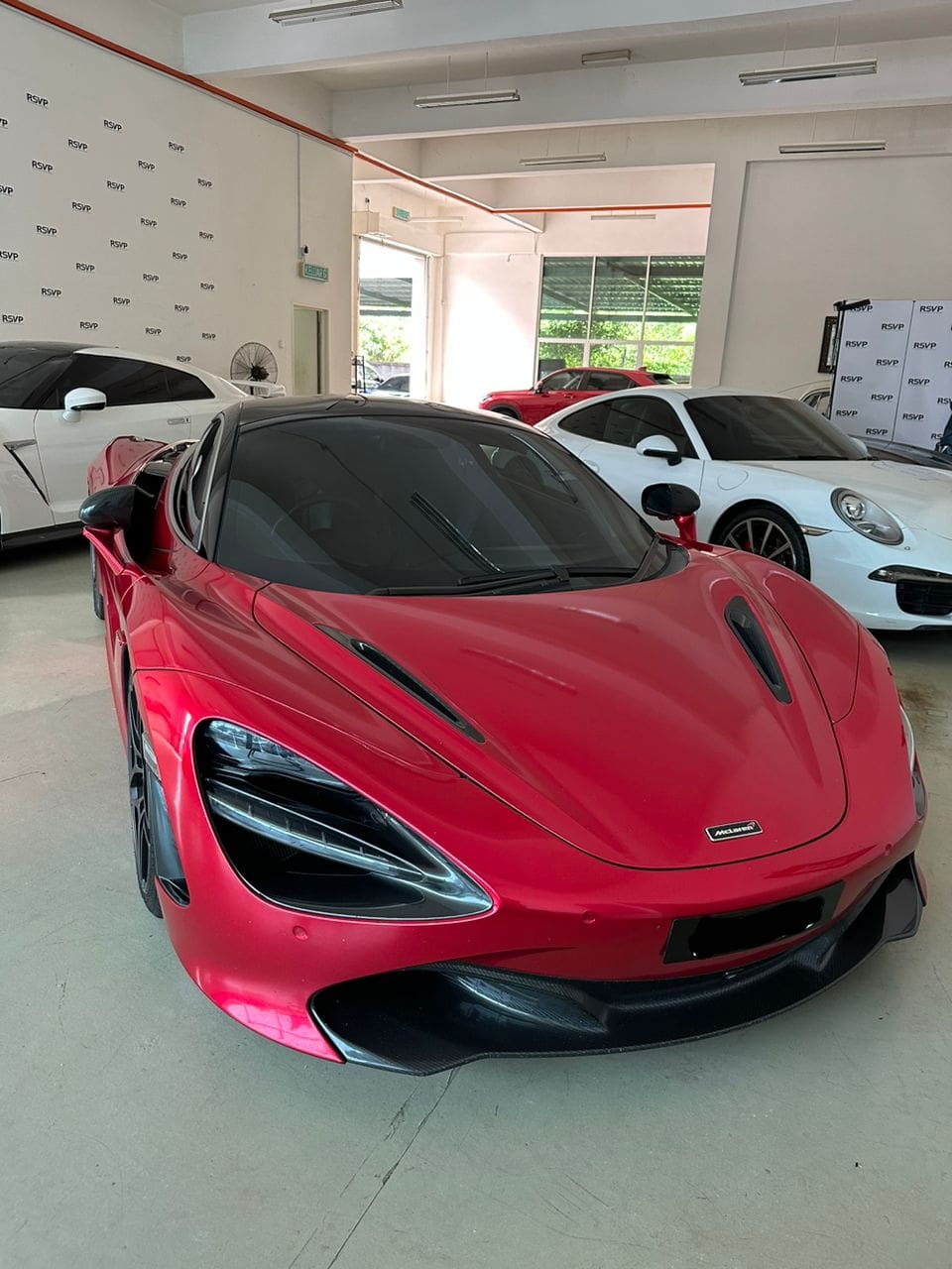 b313e1b3-7e43-4f40-9c9c-5ec447e21d63