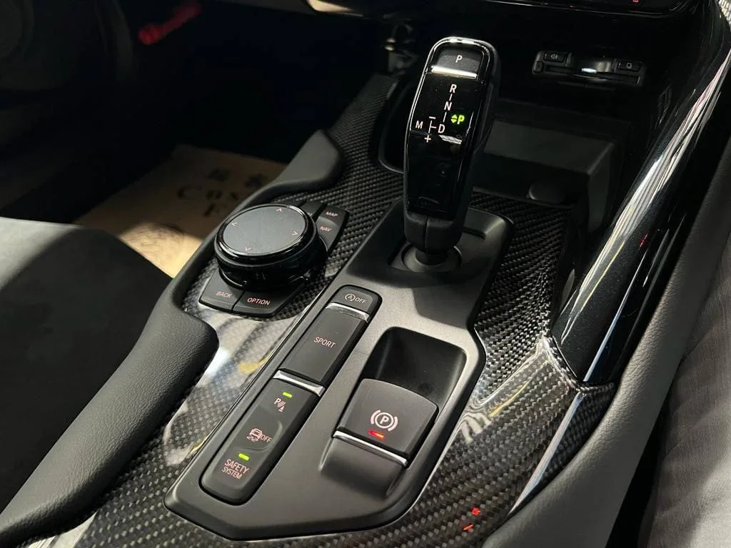 ccc0c4ff-0401-4fda-900e-fe7de97c229f