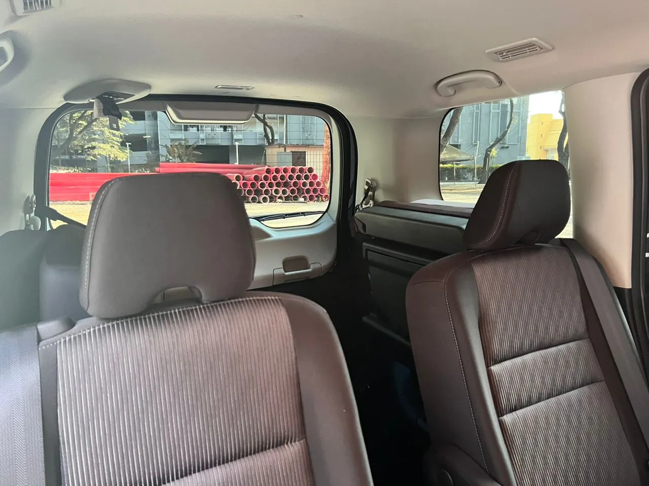 Nissan Serena For Rent