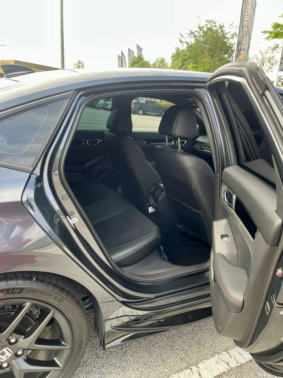 Rent Hoda Civic FE 6