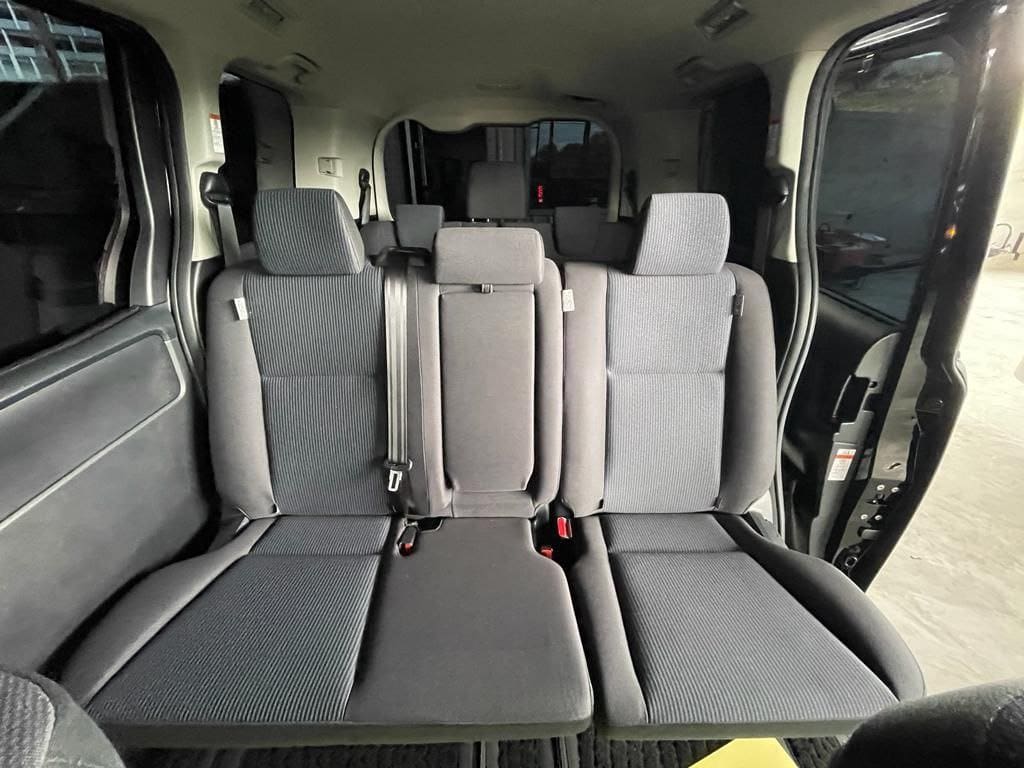 Rent 8 Seater MPV