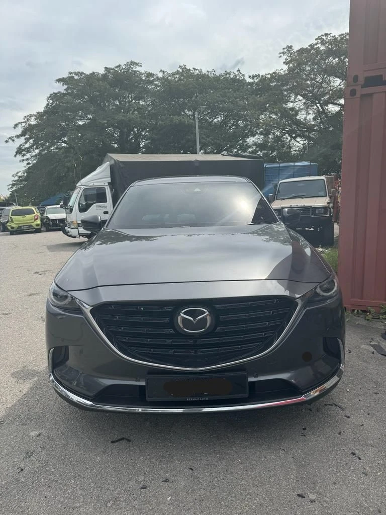 Mazda CX9 For Rent