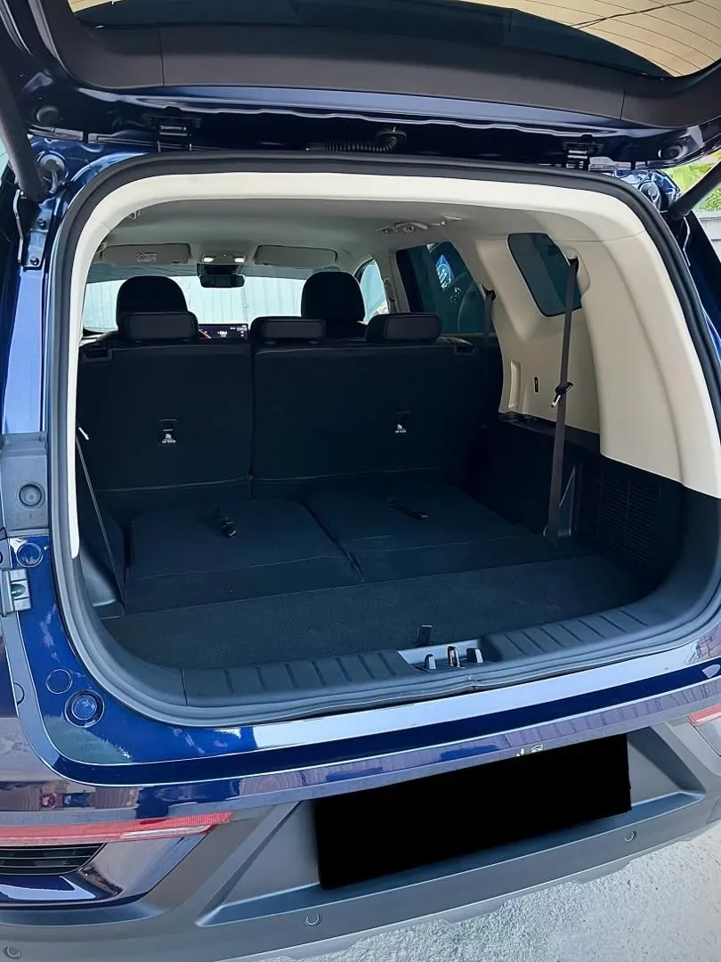 Sewa Kereta X90 - Car Rental 5