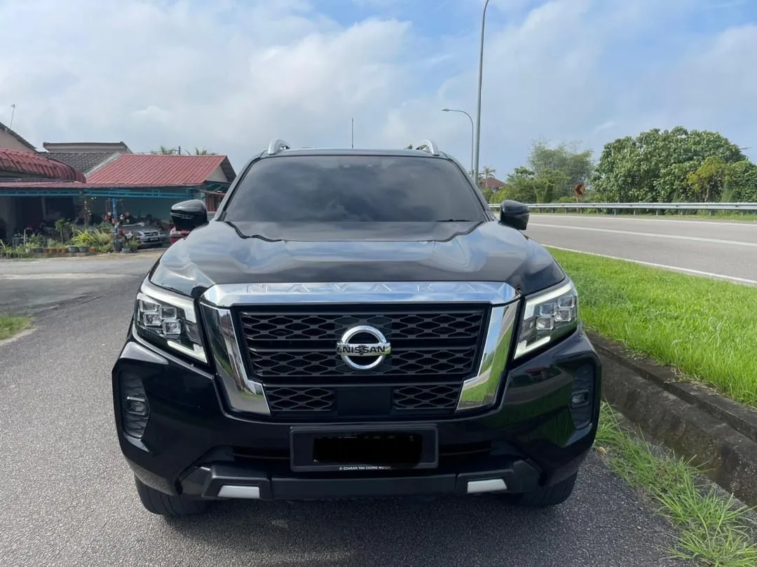 Sewa Rent Nissan Navara
