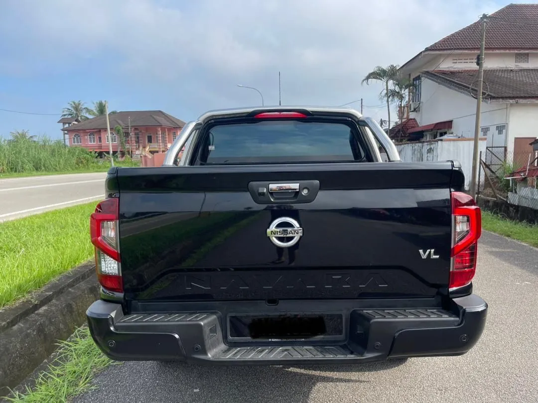 Sewa Rent Nissan Navara