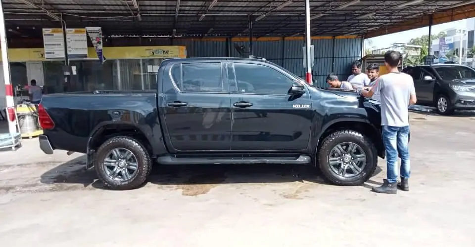 Sewa hilux