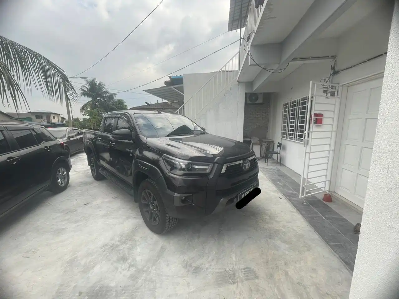 Sewa Hilux Rogue 9