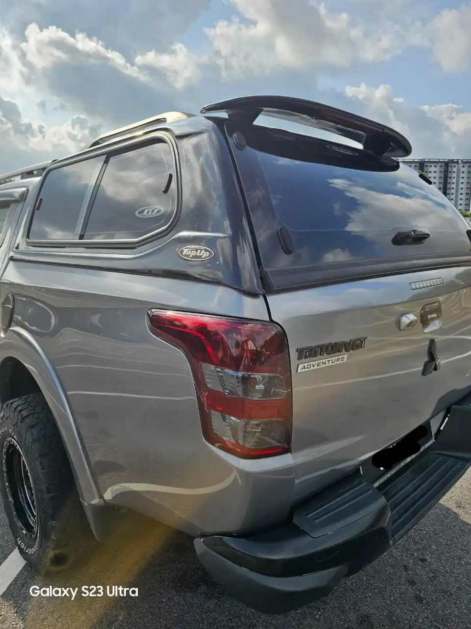 Rent 4x4 with hard cover