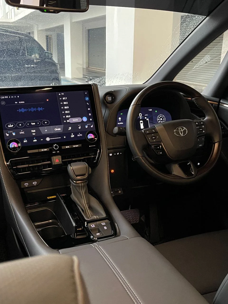 Rent Vellfire AGH40 (3)